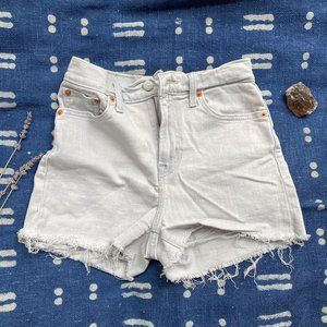 ⏰Last chance⏰ Levi's High Rise Shorts in Poolside Light